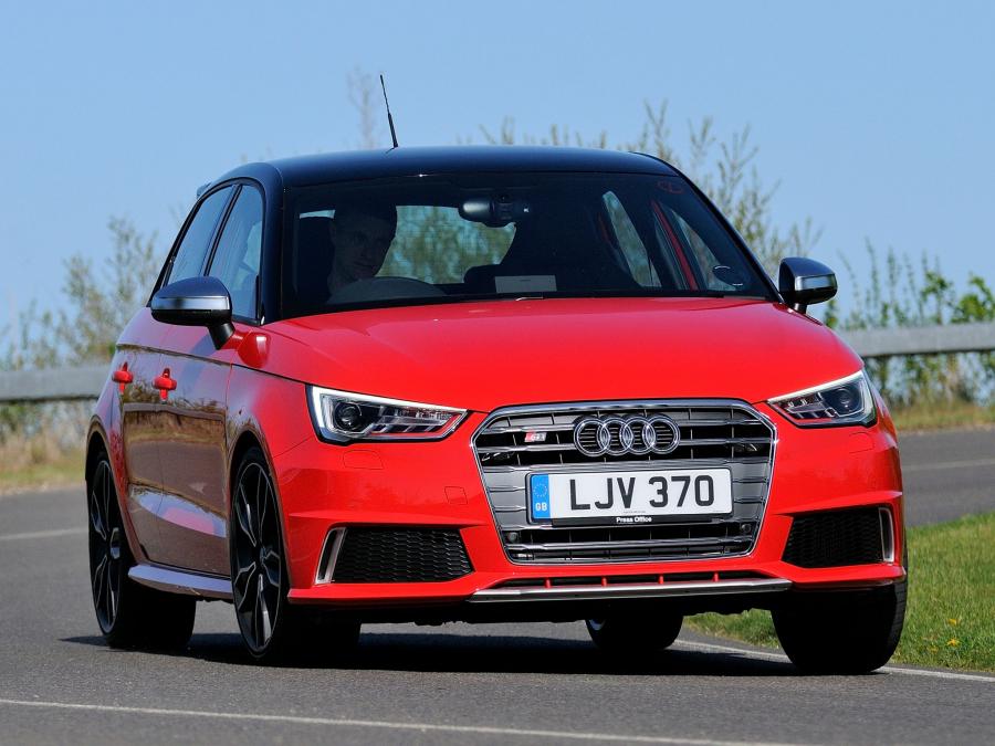  Audi S1 Sportback (8X) 2014 года  (UK) (фото 13 из 15)
